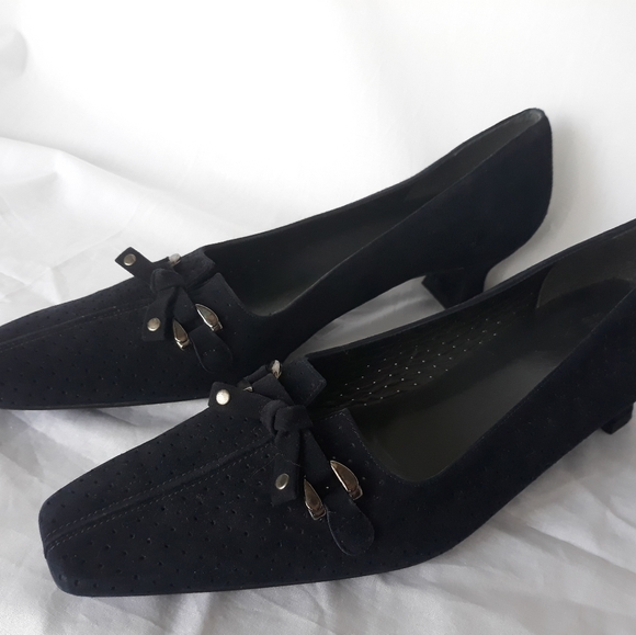 NWOT Stuart Weitzman 10 N Navy Blue Suede Pumps - Picture 3 of 11
